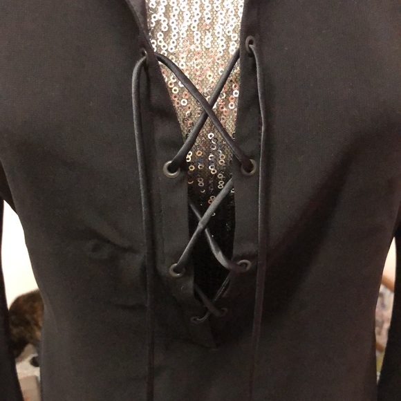 Tahari Classic String Down Front - Picture 4 of 10